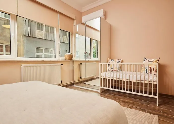 Stunning 3br 3bathroom 3ac Near Metro D1 * 伊斯坦布尔