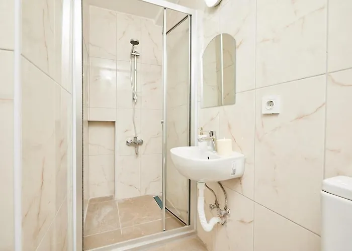 Stunning 3br 3bathroom 3ac Near Metro D1 公寓